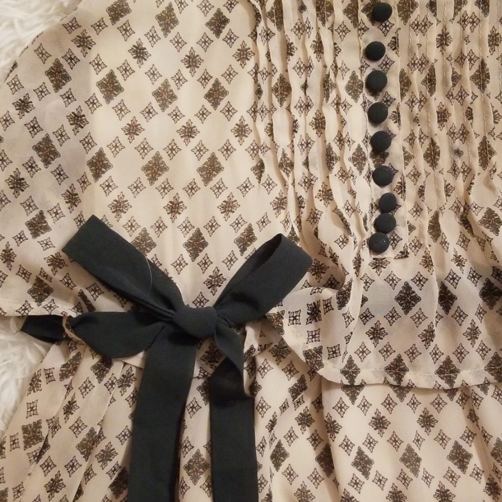 Green Diamond Dress - Picture 3 of 8